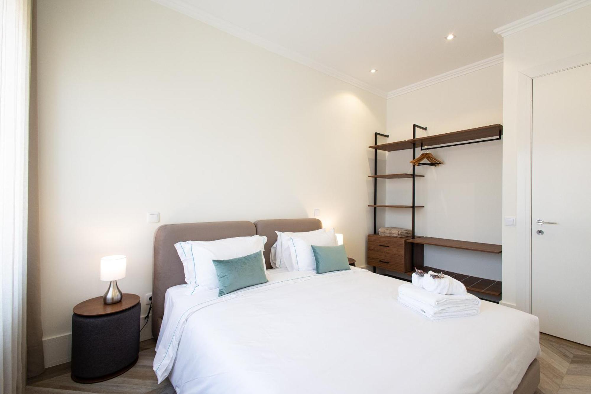 19 Nineteen Suites - Espinho Espinho  Room photo