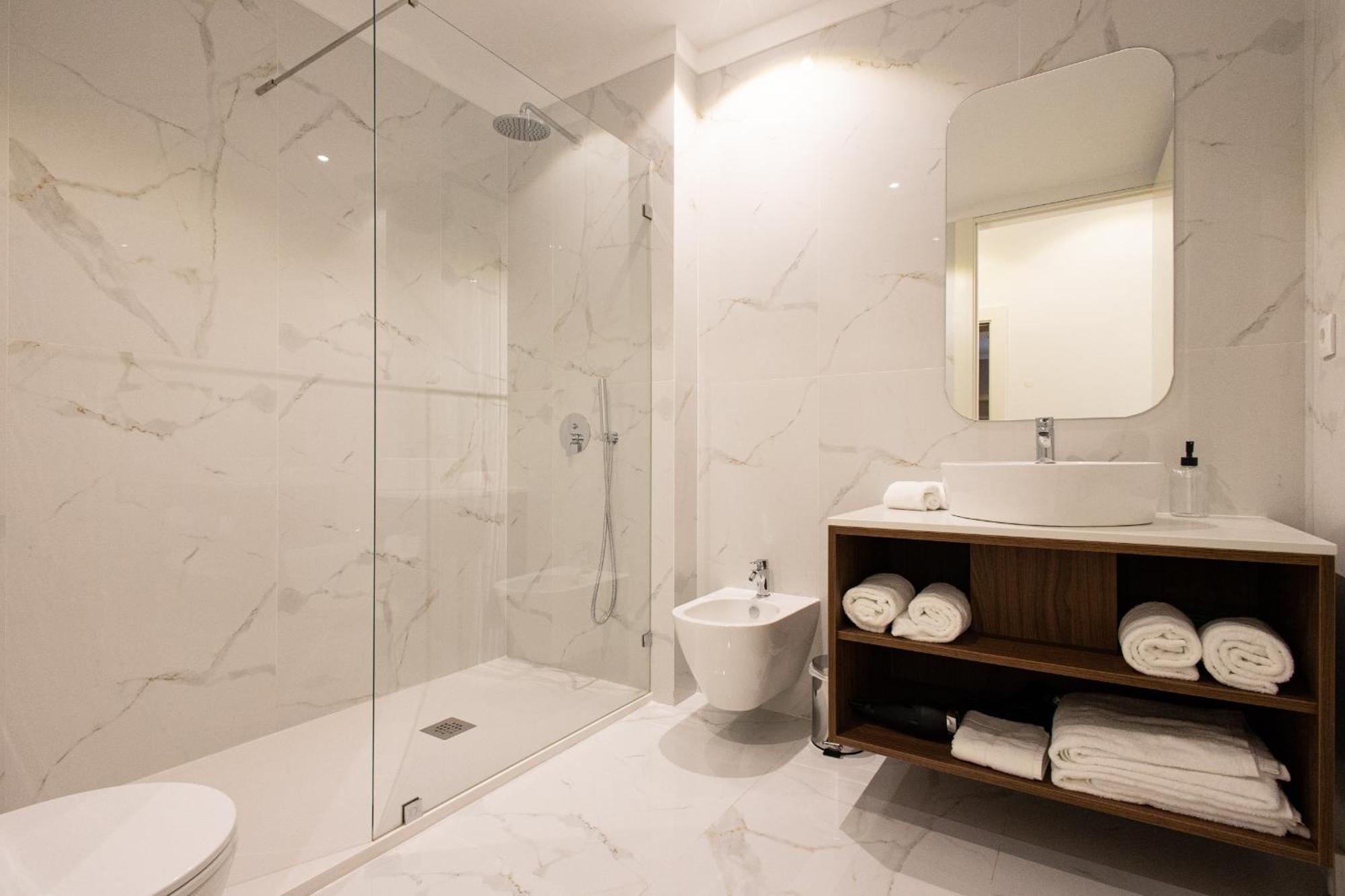 19 Nineteen Suites - Espinho Espinho  Room photo